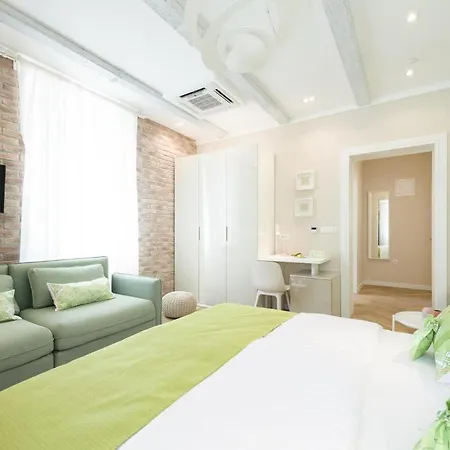 Appartement Carob In City Center *
